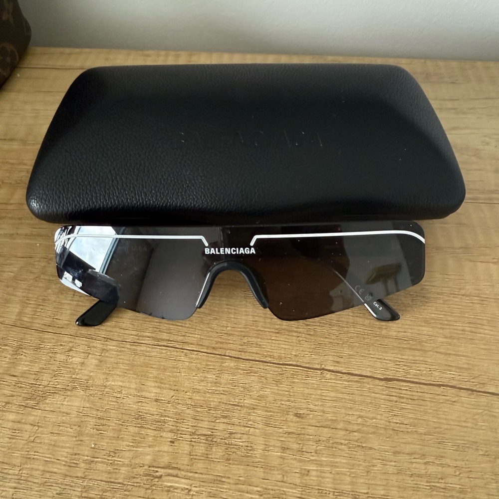 BALENCIAGA SUNGLASSES